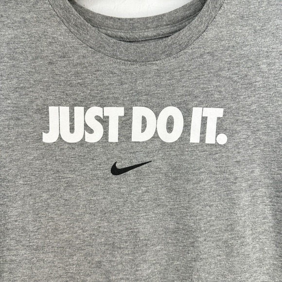 Nike shirt Women L Gray White Just Do It Short Sleeve Tee Heather‎ Crew Neck - Picture 4 of 5